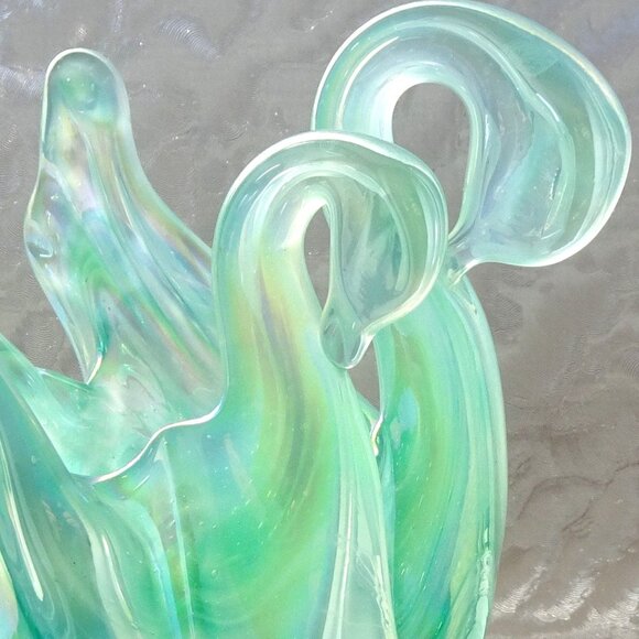 2 Headed Swan Bonboniere Chalet Glass - Picture 1 of 10